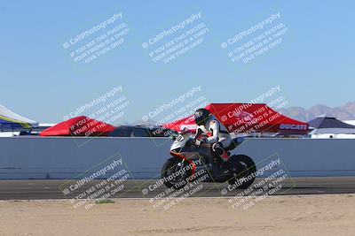 media/Nov-06-2023-Moto Forza (Mon) [[ce023d0744]]/4-Beginner Group/Session 4 (Finish Line Checker)/